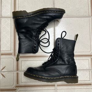 Dr. Martens Black Leather boots